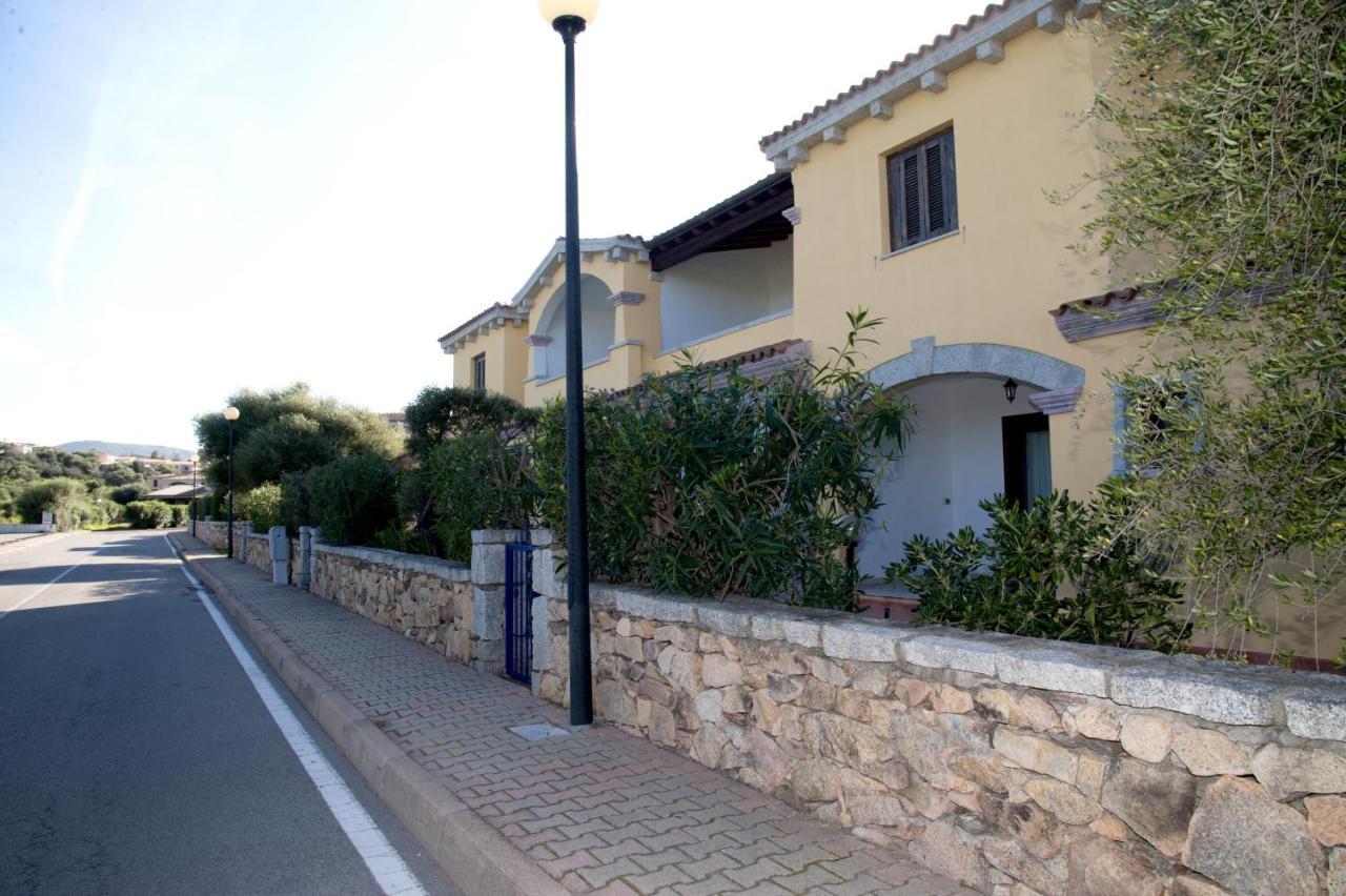 Residence Oasi E Oasi Blu 圣特奥多罗 外观 照片