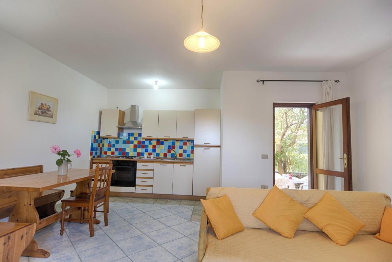 Residence Oasi E Oasi Blu 圣特奥多罗 外观 照片