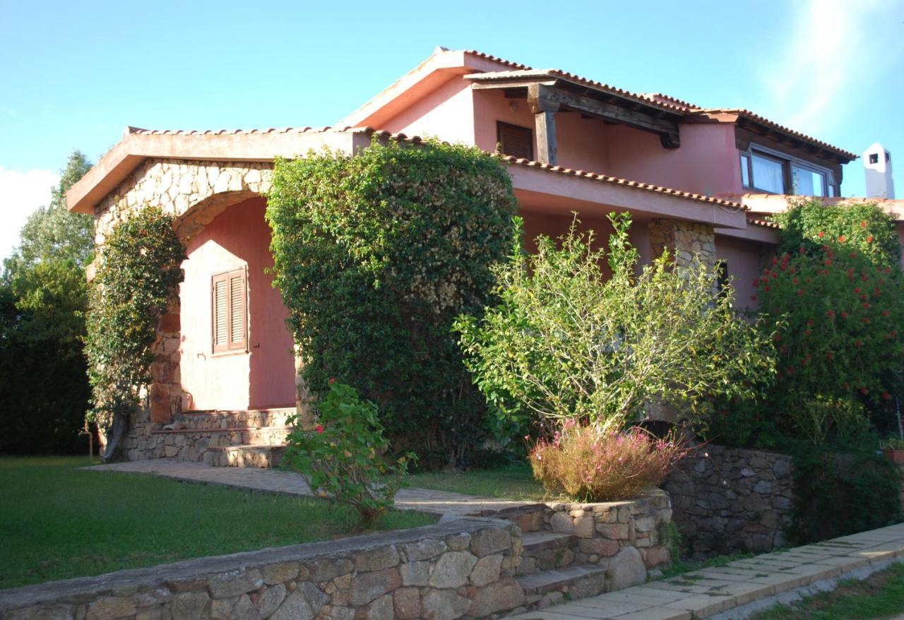 Residence Oasi E Oasi Blu 圣特奥多罗 外观 照片