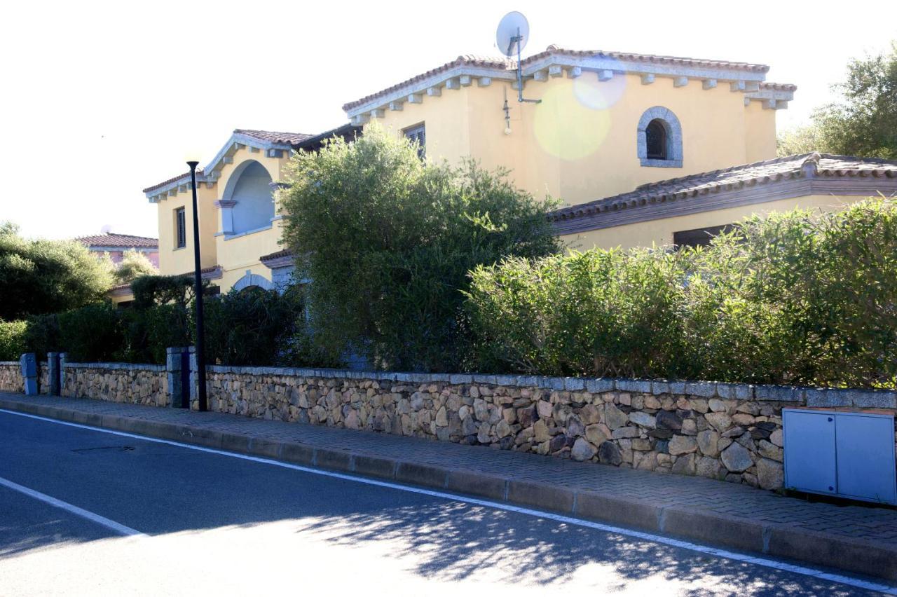 Residence Oasi E Oasi Blu 圣特奥多罗 外观 照片